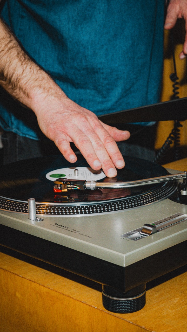 Loop 51 music culinary vinyl setup